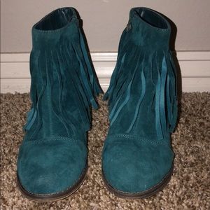 Women’s Suede Fringe Cap Toe Ankle Booties